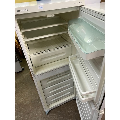 75 - BRANDT FROST FREE FRIDGE FREEZER