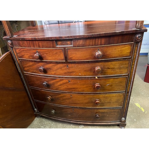 135 - VICTORIAN MAHOGANY TWO OVER FOUR DRAWER BOW FRONTED CHEST