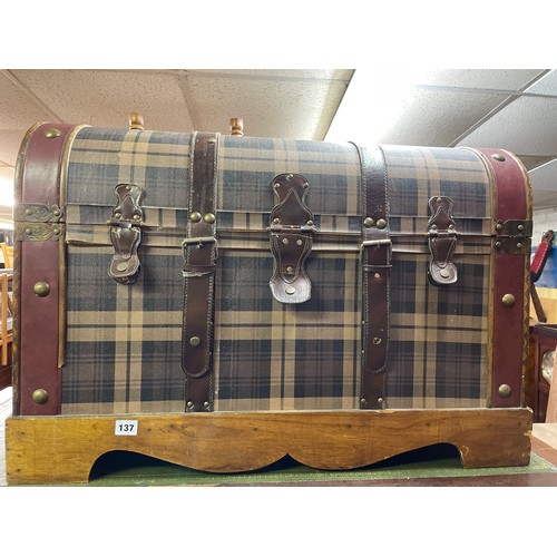 137 - RETRO STYLE DOME TOPPED AND LEATHER BANDED CABIN TRUNK WITH CARRY HANDLES