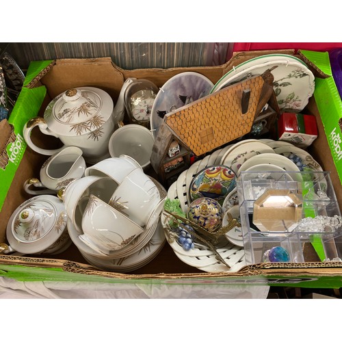 400 - CARTON OF LIMITED EDITION PLATES, PIN TRAYS, ORIENTAL TEA SET