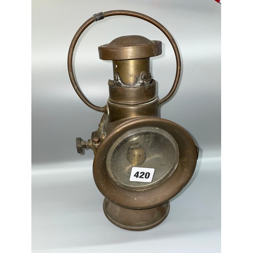 420 - H&B SIDE LAMP 1002