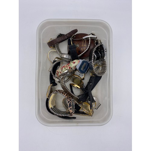 431 - TUB OF VARIOUS LADIES QUARTZ WRIT WATCHES, PLATED POCKET WATCH AS FOUND, AND OTHER WATCHES