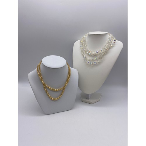 520 - CASED POMPADOUR PEARL CHOKER AND GLASS NECKLACES WITH DIAMANTE CLASP