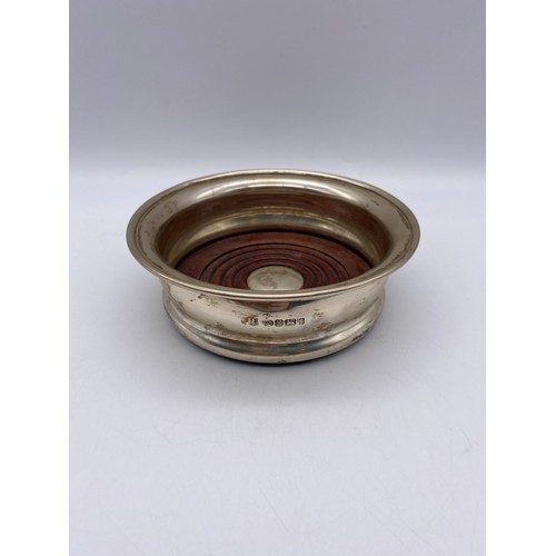 428 - SHEFFIELD SILVER BOTTLE COASTER 6.6 OZ OVERALL APPROX