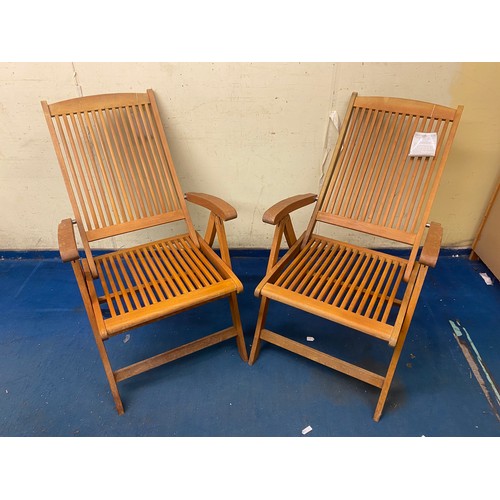 167 - PAIR OF WINDSOR TEAK GARDEN STEAMER CHAIRS