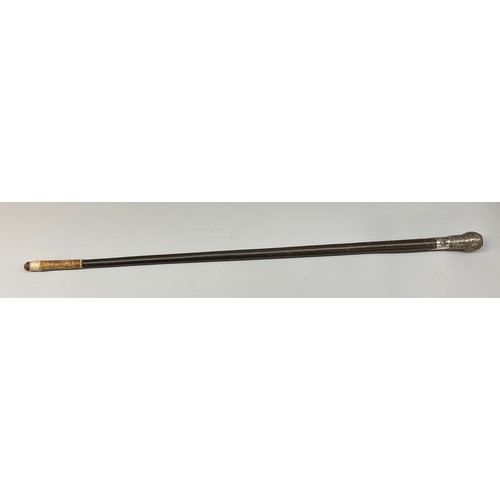 459 - WHITE METAL MOUNTED RIDING CROP