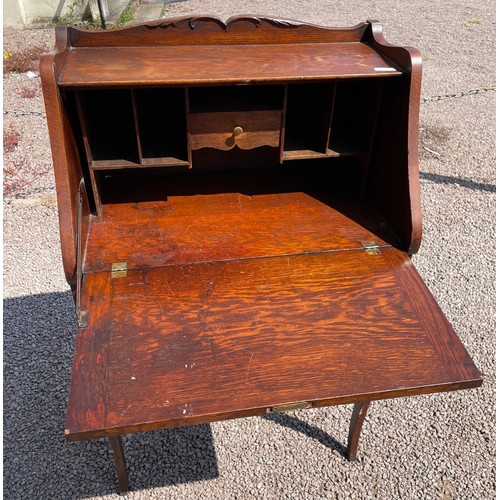 106 - ARTS AND CRAFTS OAK BUREAU DE DAME