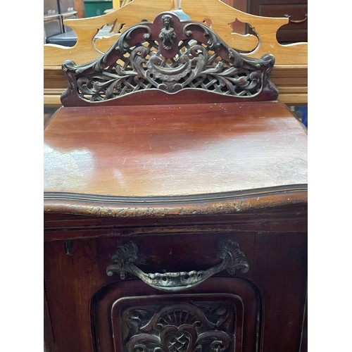 131 - EDWARDIAN WALNUT PURDONIUM WITH CARVED PANEL AND METAL MOUNTS