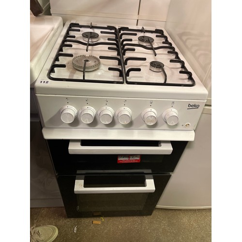 112 - BEKO GAS HOB DOUBLE OVEN COOKER