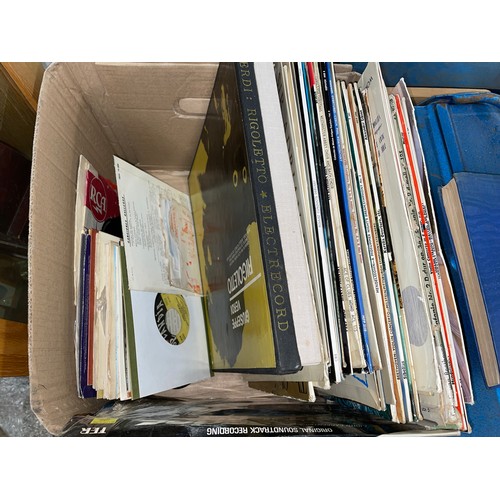 122A - BOX OF VINYL LP RECORDS