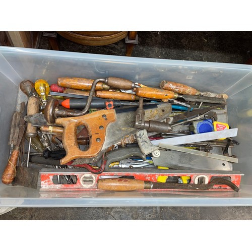 61A - CRATE OF MIXED HAND TOOLS
