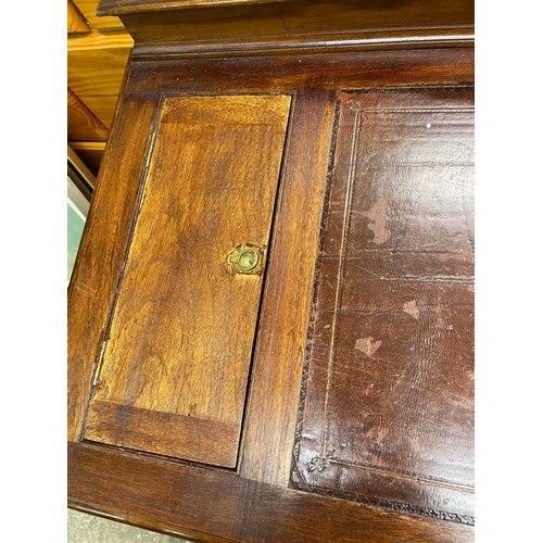 73 - EDWARDIAN MAHOGANY KNEEHOLE DESK WITH LEATHER SKIVER GALLERY BACK AND BLIND FRET CARVED DRAWER FRONT... 