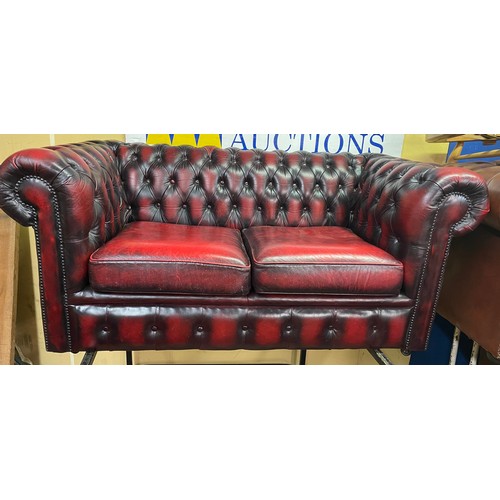 142 - CHERRY LEATHER BUTTON BACK CHESTERFIELD SOFA