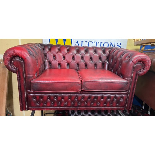 141 - CHERRY LEATHER BUTTON BACK CHESTERFIELD SOFA