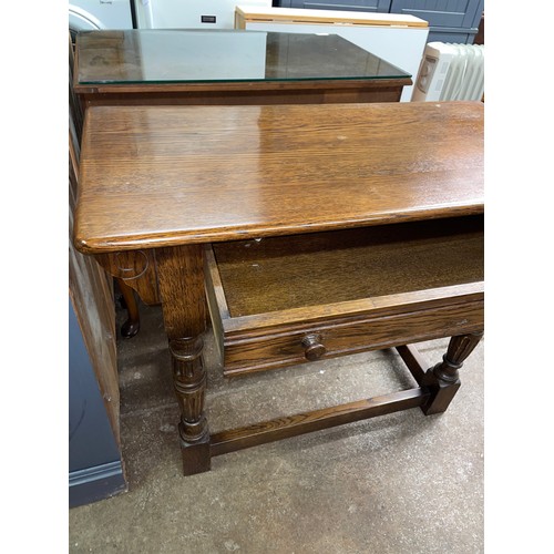 108 - REPRODUCTION OAK 17TH CENTURY STYLE SIDE TABLE WITH DRAWER