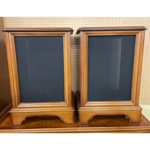 178 - WALNUT CROSS BANDED FAUX DRAWER FRONT MEDIA STAND AND PAIR OF MATCHING SPEAKER CABINETS