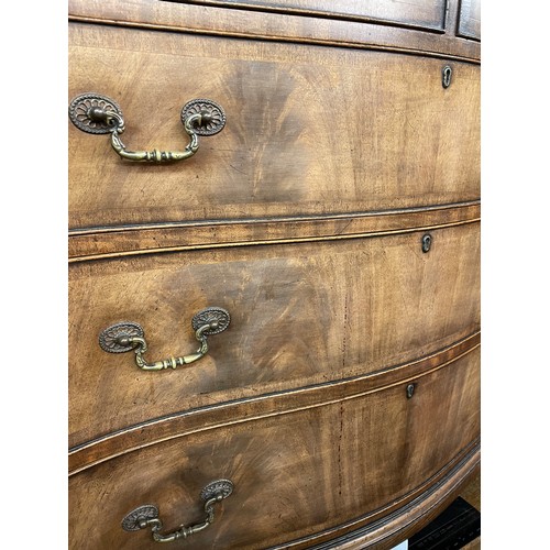 105 - SUPERB GEORGE III STYLE SERPENTINE TWO  OVER THREE DRAWER CHEST WITH CANTED BRACKET FEET