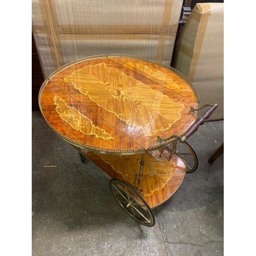 100 - ITALIAN MARQUETRY STYLE GILT METAL DRINKS TROLLEY