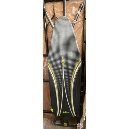 110 - PRO ZONE IRONING BOARD