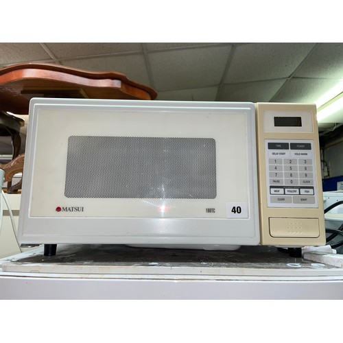 35 - MATSUI MICROWAVE OVEN
