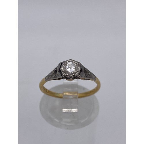 748 - 18CT GOLD DIAMOND SOLITAIRE RING 1.9G APPROX