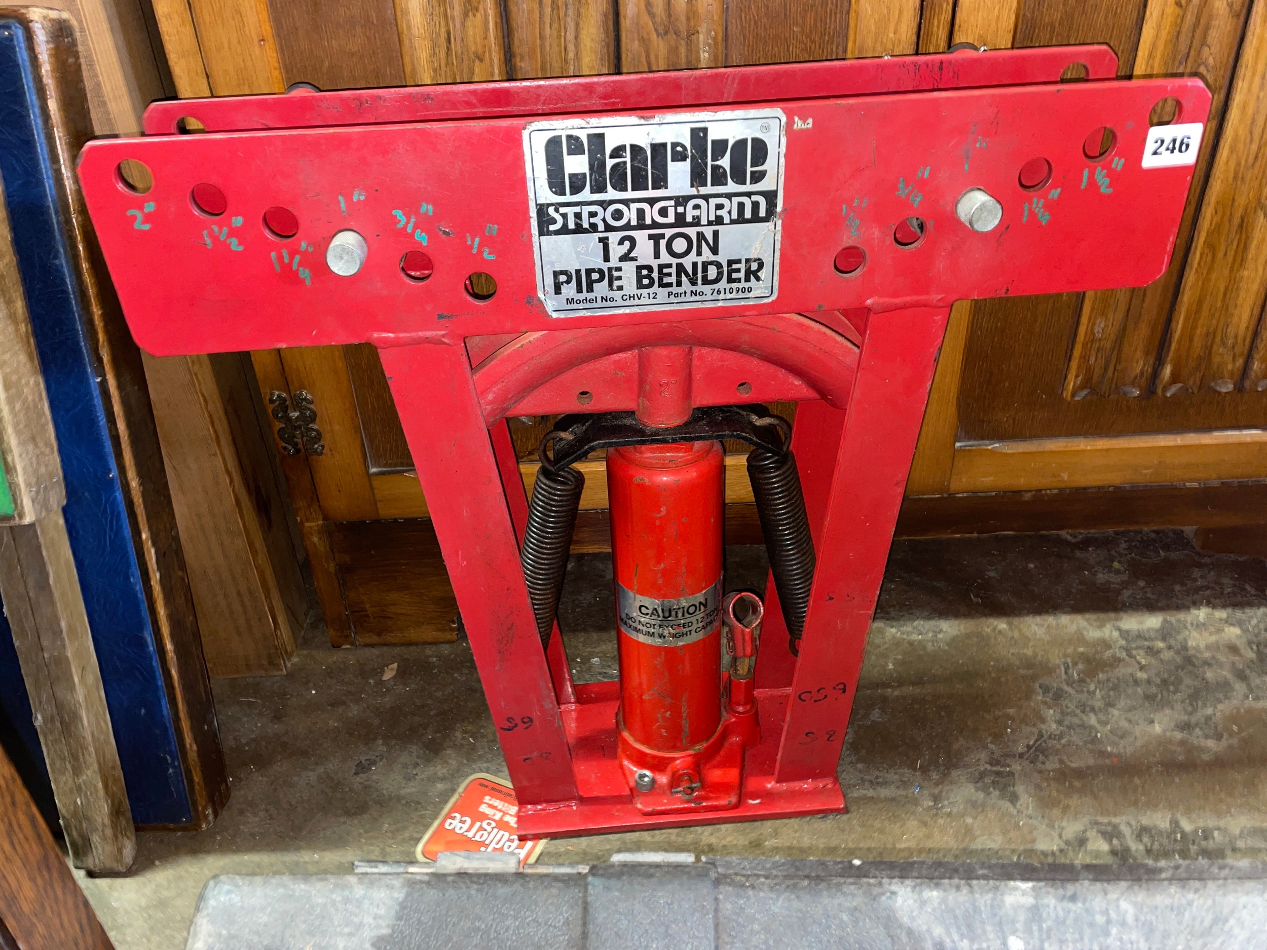 Clarke pipe outlet bender