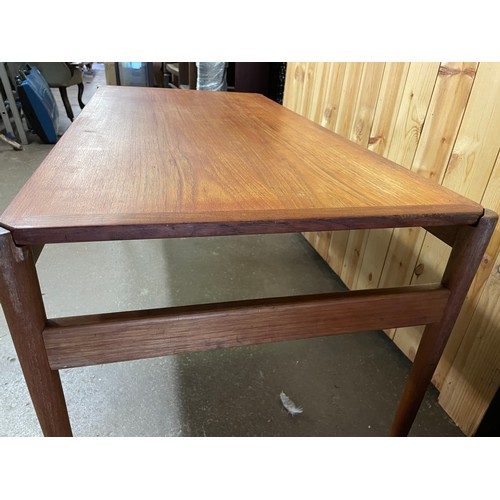 82 - 1960S TEAK REVERSIBLE TOP OBLONG COFFEE TABLE