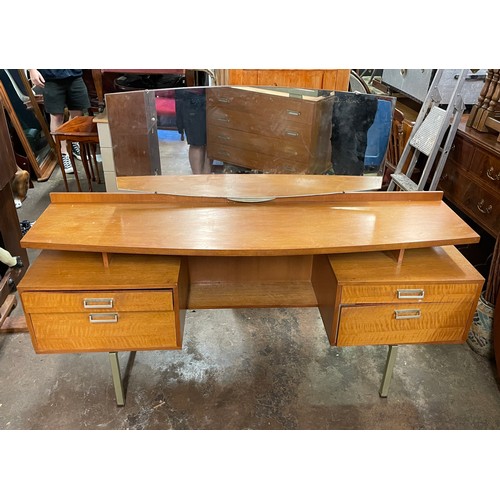 194 - G PLAN TEAK KNEEHOLE DRESSING TABLE AND CHEST OF DRAWERS