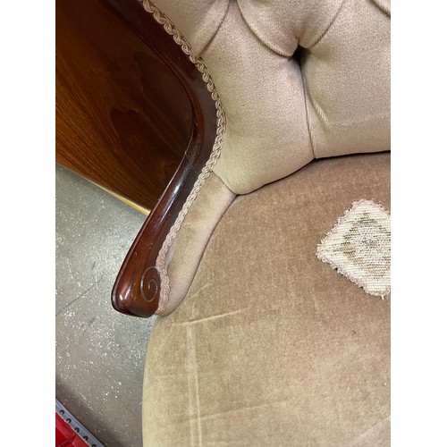 203 - VICTORIAN STYLE UPHOLSTERED KIDNEY BACKED NURSING CHAIR