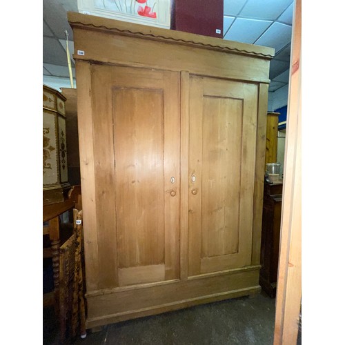 140 - CONTINENTAL PINE WARDROBE