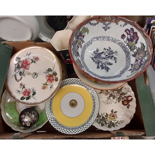 349 - VICTORIAN FLORAL DECORATED WASH JUG AND OTHERS, LILLY AND ROSE PEDESTAL BOWL AND OTHER CERAMICS