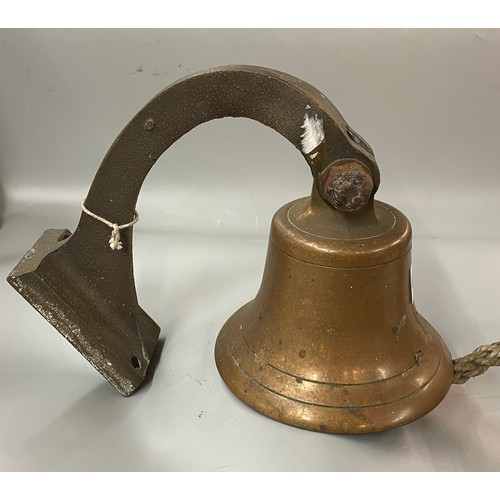 406 - BRASS SHIP STYLE BELL ON BRACKET