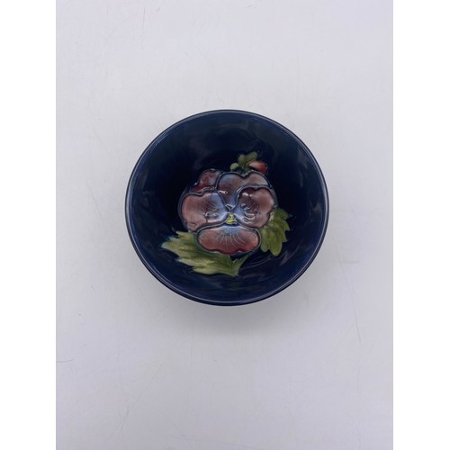 435 - MOORCROFT POTTERY PANSY PATTERN SMALL BOWL