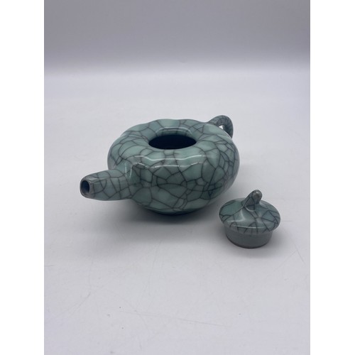 442 - CHINESE LOTUS FLOWER CELADON CRACKLE GLAZE TEAPOT IN PRESENTATION CASE