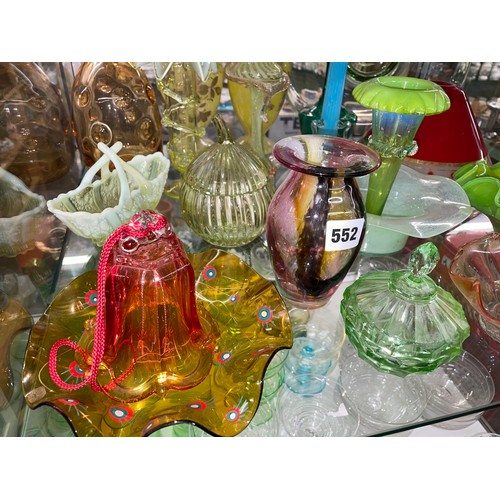 552 - GOOD QUALITY SHELF OF COLOURED GLASSWARE INCLUDING VASELINE GLASS, PAINTED OPAQUE EWER VASES, DIMPLE... 