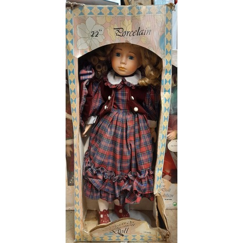 621 - TWO BOXED LEONARDO LIMITED EDITION DOLLS CHRISTIE AND THE FAIRY QUEEN, AND ONE OTHER DOLL LORNA