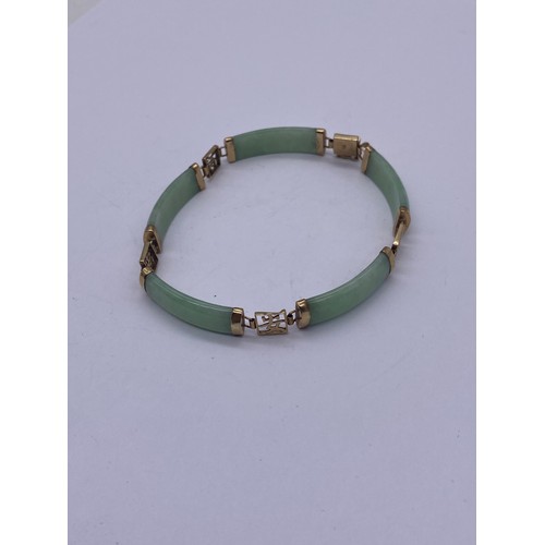 514 - 9K MOUNTED JADE CONVEX LINK BRACELET A/F