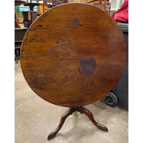 106 - GEORGE III MAHOGANY CIRCULAR TILT TOP PEDESTAL TRIPOD TABLE