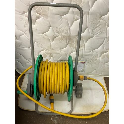 119 - HOZELOCK GARDEN HOSE REEL