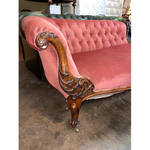 85 - SERPENTINE FRONTED WALNUT PINK UPHOLSTERED CHAISE LONGE