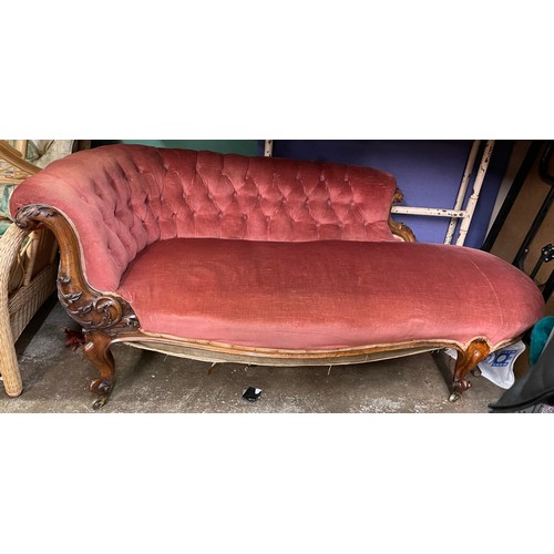 85 - SERPENTINE FRONTED WALNUT PINK UPHOLSTERED CHAISE LONGE