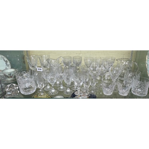 293 - SHELF OF GOOD QUALITY CUT AND ETCHED GLASSWARE INCLUDING TANKARDS, PRESERVE JAR AND COVER, TUMBLERS,... 