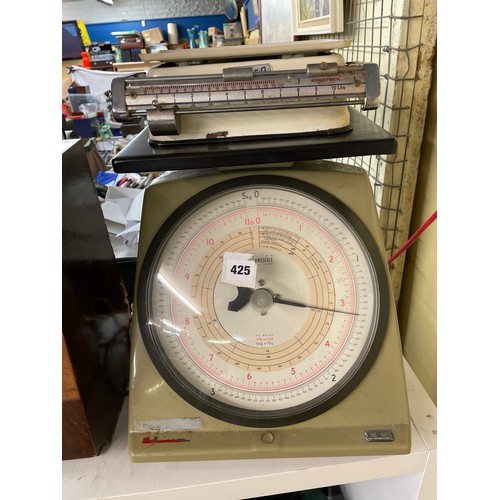 425 - SALTER THERMO SCALE 11 pound