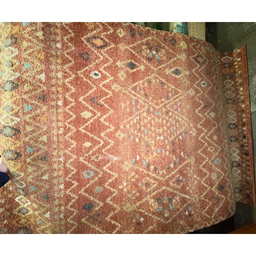 149 - TERRACOTTA PATTERNED CARPET 120 x 170