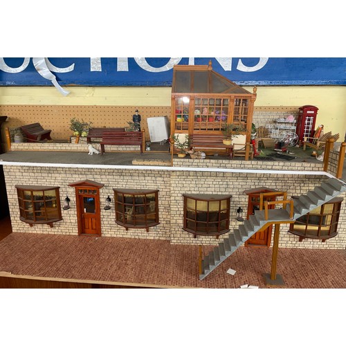 127 - MODEL DOLLS HOUSE SHOP FRONT FACADE WITH  GREEN HOUSE AND ACCESSORIES