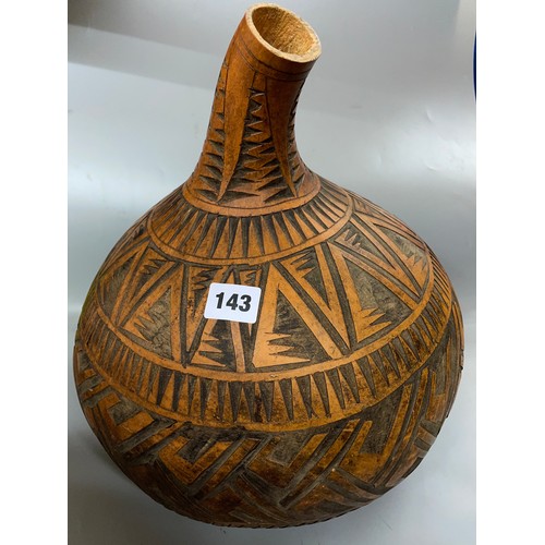 143 - CARVED GOURD AND VASE OF ARTIFICIAL FLOWERS