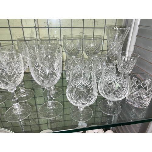 277 - SHELF OF GOOD QUALITY CUT GLASS TUMBLERS, TANKARDS, ICE PAIL