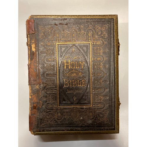 270 - LEATHER BOUND ILLUSTRATED HOLY BIBLE