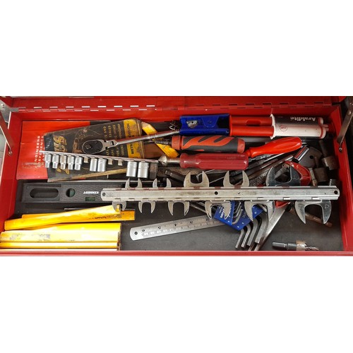 405 - CHALLENGE WORK TOP METAL TOOL CHEST INCLUDING SNAP ON ALLEN KEYS, SPANNERS, RATCHETS, AND OTHER TOOL... 