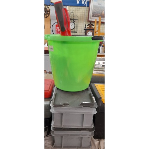 406 - PLASTIC TUB OF MASONARY AND WOOD DRILL BITS, PLASTIC TUB OF SCREWS, BUCKET OF SCREW DRIVERS AND IRON... 